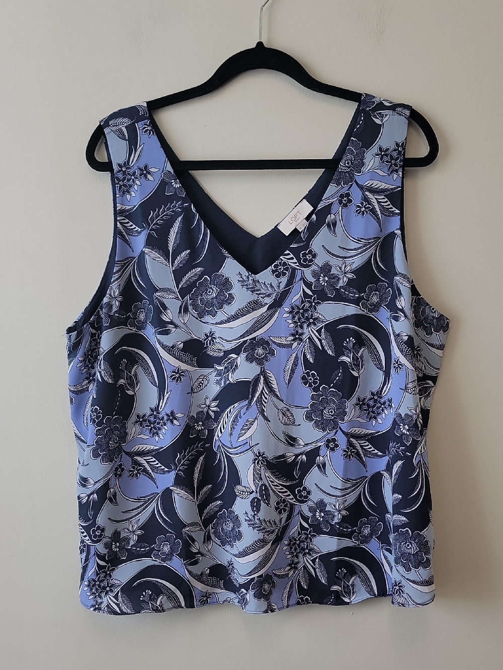 LOFT Navy and Light Blue Floral V-Neck Tank